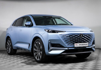 Подержанный автомобиль Changan UNI-K 2024 года (3 фото)