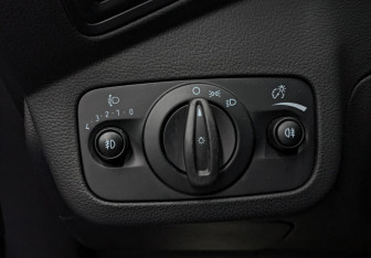 Подержанный автомобиль Ford Kuga 2017 года (25 фото)
