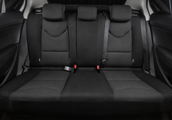 Подержанный автомобиль Peugeot 408 2012 года (19 фото)