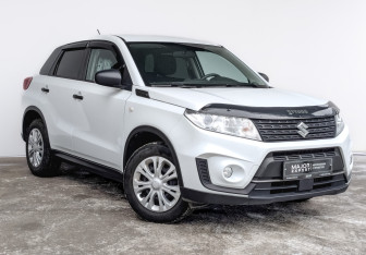 Подержанный автомобиль Suzuki Vitara 2021 года (3 фото)