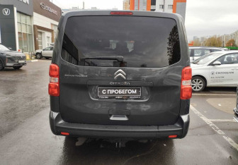 Подержанный автомобиль Citroen SpaceTourer 2022 года (7 фото)