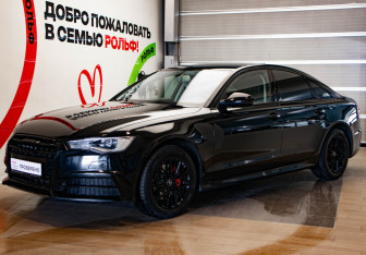Подержанный автомобиль Audi A6 Sedan 2016 года (1 фото)