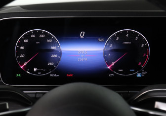 Подержанный автомобиль Mercedes-Benz GLE 2024 года (11 фото)