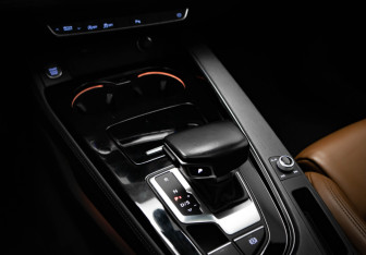 Подержанный автомобиль Audi A5 Liftback 2021 года (17 фото)