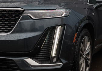 Подержанный автомобиль Cadillac XT6 2021 года (34 фото)