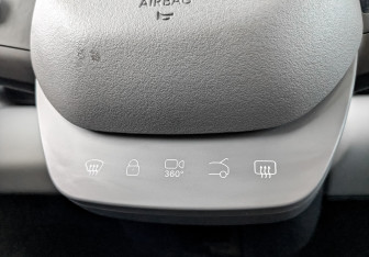 Подержанный автомобиль Zeekr X 2023 года (26 фото)