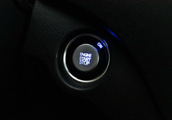 Подержанный автомобиль Hyundai Santa Fe 2017 года (17 фото)