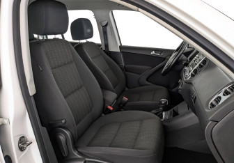 Подержанный автомобиль Volkswagen Tiguan 2013 года (24 фото)