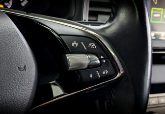 Подержанный автомобиль Skoda Karoq 2020 года (28 фото)