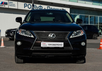 Подержанный автомобиль Lexus RX 2014 года (2 фото)