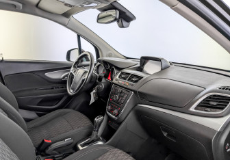 Подержанный автомобиль Opel Mokka 2014 года (11 фото)