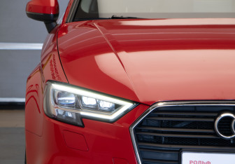 Подержанный автомобиль Audi A3 Sedan 2019 года (31 фото)