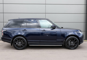 Подержанный автомобиль Land Rover Range Rover 2021 года (4 фото)