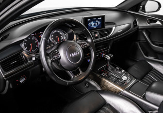 Подержанный автомобиль Audi A6 Sedan 2014 года (9 фото)