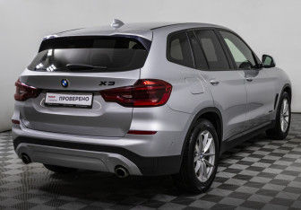 Подержанный автомобиль BMW X3 2018 года (5 фото)