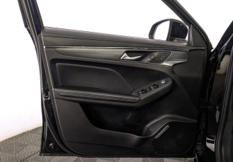 Подержанный автомобиль Haval Jolion 2022 года (18 фото)