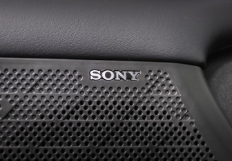 Подержанный автомобиль Changan UNI-V 2023 года (20 фото)