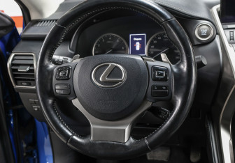 Подержанный автомобиль Lexus NX 2018 года (17 фото)