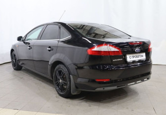 Подержанный автомобиль Ford Mondeo Sedan 2009 года (6 фото)