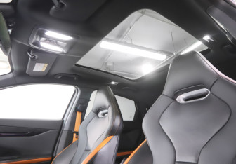 Подержанный автомобиль Changan UNI-V 2023 года (19 фото)