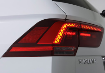 Подержанный автомобиль Volkswagen Tiguan 2018 года (22 фото)