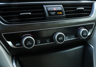 Подержанный автомобиль Honda Accord Sedan 2019 года (16 фото)