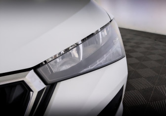 Подержанный автомобиль Skoda Rapid Liftback 2021 года (17 фото)