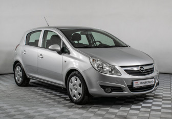 Подержанный автомобиль Opel Corsa 2008 года (3 фото)