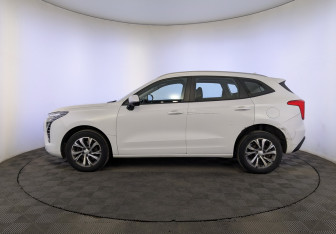 Подержанный автомобиль Haval Jolion 2023 года (8 фото)