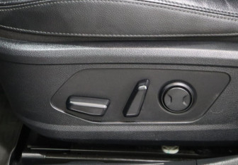 Подержанный автомобиль Kia K5 2021 года (21 фото)