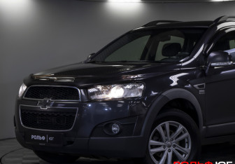 Подержанный автомобиль Chevrolet Captiva 2012 года (19 фото)