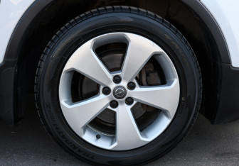 Подержанный автомобиль Opel Mokka 2014 года (20 фото)