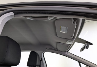 Подержанный автомобиль Peugeot 308 Hatchback 2012 года (23 фото)