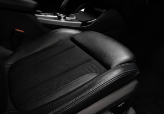 Подержанный автомобиль BMW X4 2019 года (29 фото)