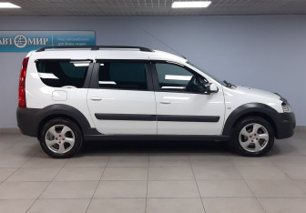 Подержанный автомобиль LADA (ВАЗ) Largus Wagon 2020 года (4 фото)