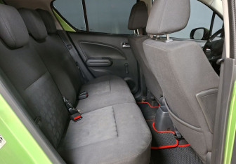 Подержанный автомобиль Suzuki Splash 2010 года (11 фото)