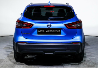 Подержанный автомобиль Nissan Qashqai 2021 года (6 фото)
