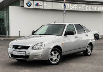 Подержанный автомобиль LADA (ВАЗ) Priora Hatchback 2013 года (1 фото)