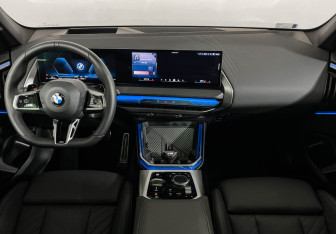 Подержанный автомобиль BMW X3 2024 года (12 фото)