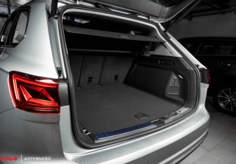 Новый Volkswagen Touareg 2025 (11 фото)