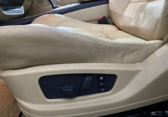 Подержанный автомобиль BMW X5 2007 года (19 фото)