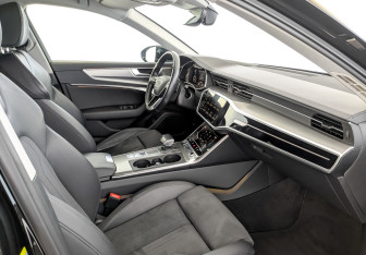 Подержанный автомобиль Audi A6 Sedan 2021 года (11 фото)