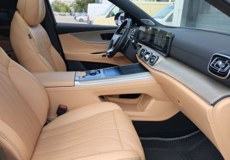 Подержанный автомобиль Jaecoo J8 2024 года (13 фото)