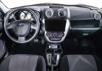 Подержанный автомобиль LADA (ВАЗ) Granta Sedan 2012 года (10 фото)