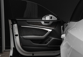 Подержанный автомобиль Audi A7 2020 года (19 фото)