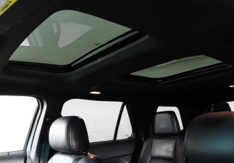 Подержанный автомобиль Ford Explorer 2012 года (18 фото)