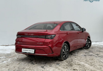 Подержанный автомобиль BAIC U5 Plus 2023 года (5 фото)