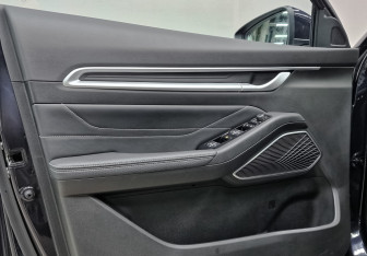 Подержанный автомобиль Geely Emgrand 2024 года (18 фото)