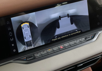 Подержанный автомобиль Voyah Free 2023 года (19 фото)