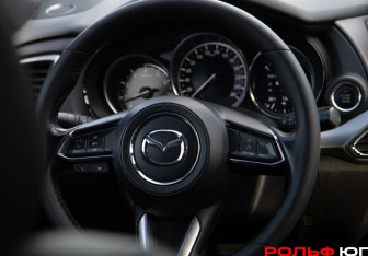 Подержанный автомобиль Mazda CX-9 2019 года (13 фото)